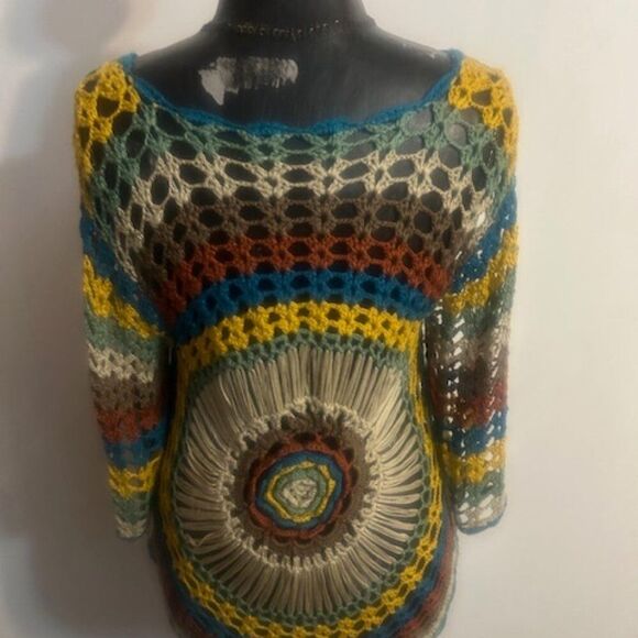 Sioni apparel multi-color 3/4 sleeves crochet sweater, size L/XL - Picture 3 of 4